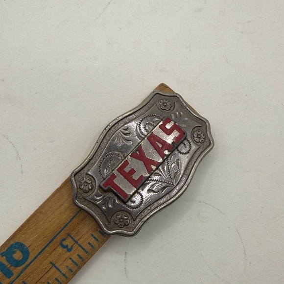 Vintage Texas Belt Buckle Red Enamel Western Floral Silver Tone Collectible - Picture 8 of 12